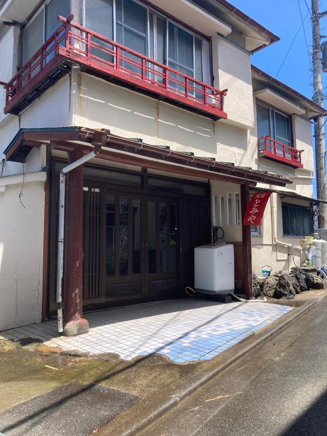 素泊まり民宿とみや Oshima Exterior photo